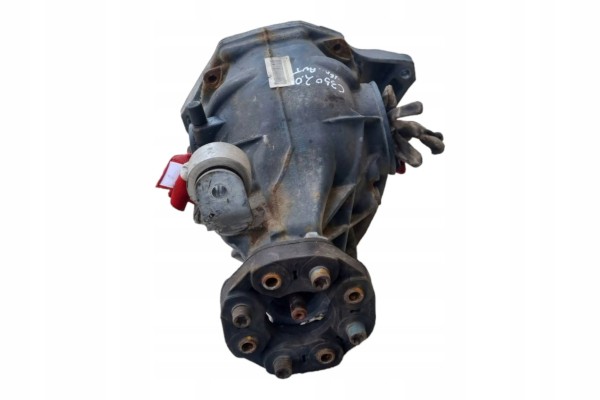 Rear differential Mercedes Benz C W205 A2035310705 Catalog number of the part A2035310705