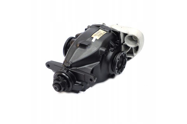 BMW X1 E84 20iX 28iX N20 Differential Difference Bridge Rear 3 38 7599396 Catalog number of substitutes 7599397 33107599397 7599