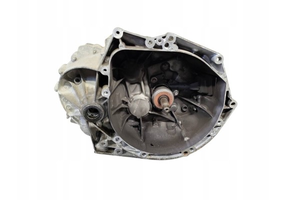 Citroen DS5 2015 Manual 5 speed gearbox