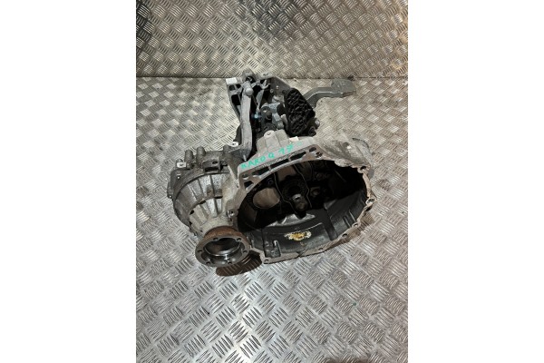 MANUAL GEARBOX SKODA KAROQ 2017 1 5 TSI SAP