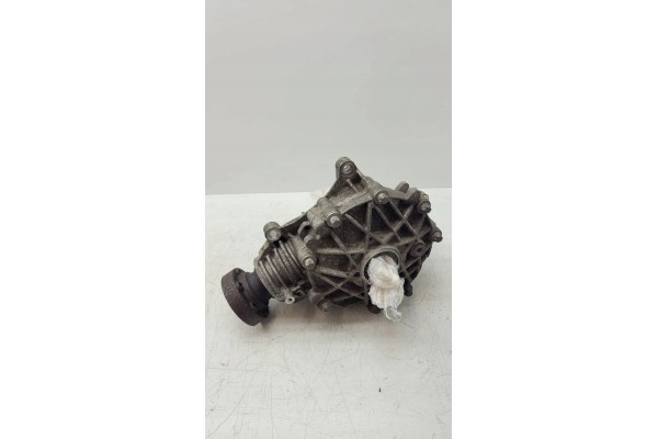 Front differential Maserati Ghibli 06700077220 Part manufacturer Maserati OE