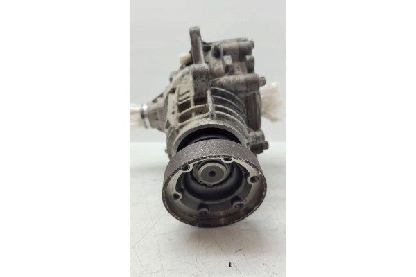 Front differential Maserati Ghibli 06700077220 Car type passenger cars