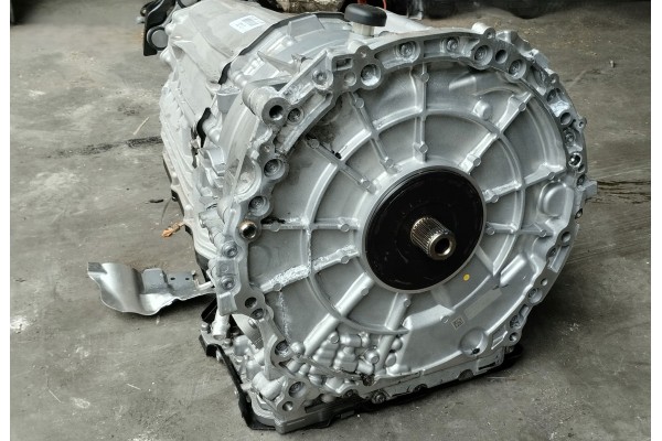 AUTOMATIC TRANSMISSION MERCEDES E CLASS W214 2 0d HYBRID 725121 W206 Part manufacturer Mercedes Benz OE