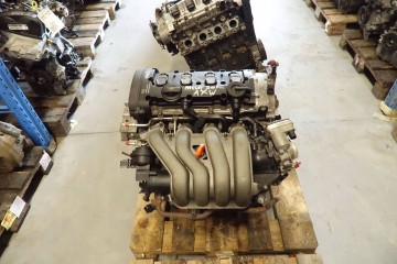 ENGINE AUDI A3 VW GOLF V TOURAN 2 0 FSI AXW