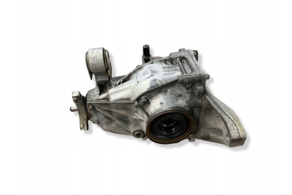 Rear differential Mercedes Benz CLS C257 A2053501500 Part manufacturer Mercedes Benz OE