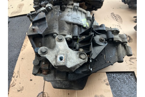 MANUAL GEARBOX VOLVO C30 C70 S40 II V50 2 4 PETROL 2004 2012