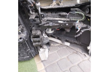 BMW G26 I4 Capó Guardabarros Parachoques Soporte Radiador LED Negro 4