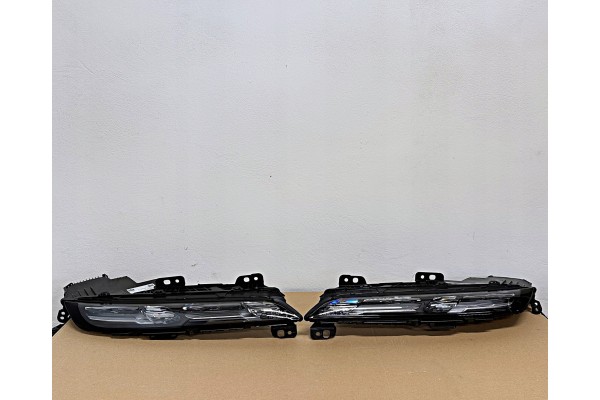 BMW i7 7 G70 LAMP HEADLIGHTS CRYSTAL SWAROVSKI FRONT 9879935 9879936 NEW