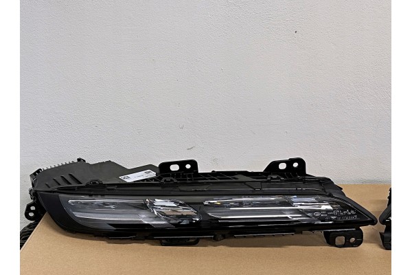 BMW i7 7 G70 LAMP HEADLIGHTS CRYSTAL SWAROVSKI FRONT 9879935 9879936 NEW Catalog number of the part 9879935 9879936
