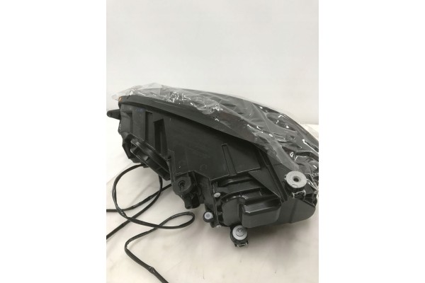 Kit de Faros Osram LEDHL104-GTI para VW Golf VII