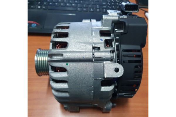 Alternator Start Stop 180A Citroen Peugeot Original Catalog number of the part A3439 VALEO