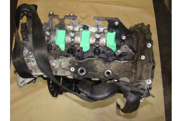 Engine Renault Master Opel Movano III M9T 670 2 3 dci 10 174 TYS Car type cargo vans