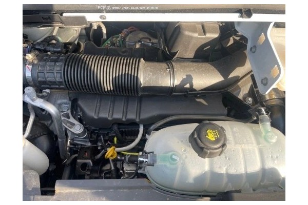 RENAULT TRAFIC III 23r 2 0 DCI ENGINE M9RZ717 M9R Z 717 BARE