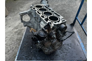 ENGINE BERLINGO PEUGEOT 1 5 BLUE HDI YH01 POST SHAFT BLOCK Catalog number of the part SILNIK BERLINGO PEUGEOT 1 5 BLUE HDI YH01 