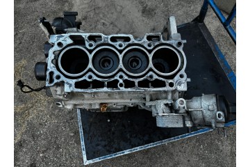 ENGINE BERLINGO PEUGEOT 1 5 BLUE HDI YH01 POST SHAFT BLOCK Car type 4x4 SUV buses undefined trucks cargo vans RVs passenger cars