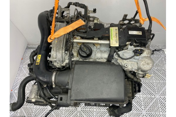 Mercedes GLC W253 2 0 CGI E250 CGI W212 2014 Engine 274920 M274 2 0 Engine type gasoline powered