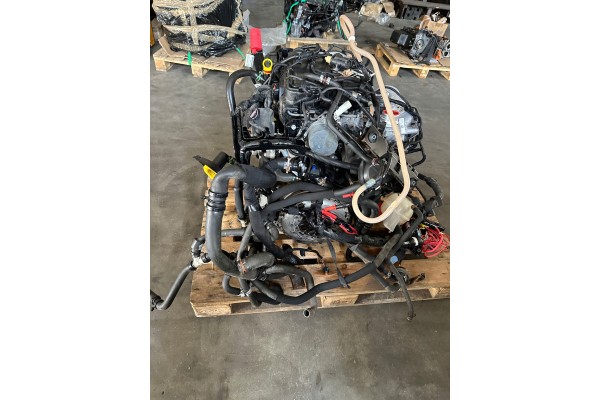 ENGINE 2 3 MASTER MOVANO NV400 M9T BITURBO Bi turbo WARRANTY Swiss