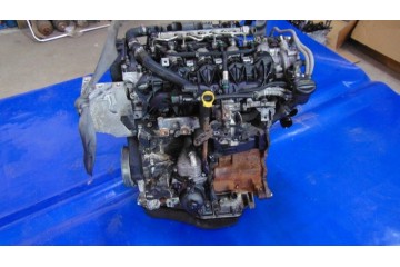 ENGINE 2 2D 224DT INJECTION PUMP LAND ROVER RANGE ROVER EVOQUE AND FREELANDER Packaging status replacement