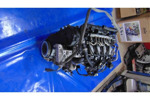 ENGINE 2 2D 224DT INJECTION PUMP LAND ROVER RANGE ROVER EVOQUE AND FREELANDER Product weight with unit packaging 150 kg