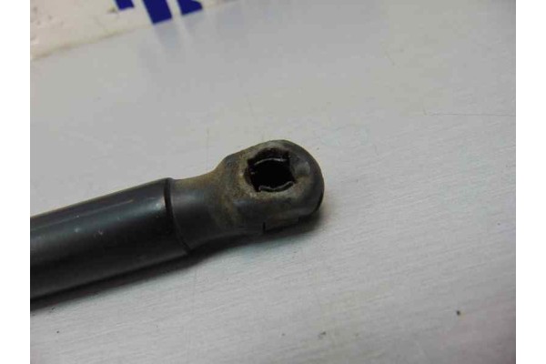 BM51-A406A10-AE AMORTIGUADORES MALETERO / PORTON FORD FOCUS BERLINA (CB8) Trend 2012 BM51-A406A10-AE 176903 FORD - 2