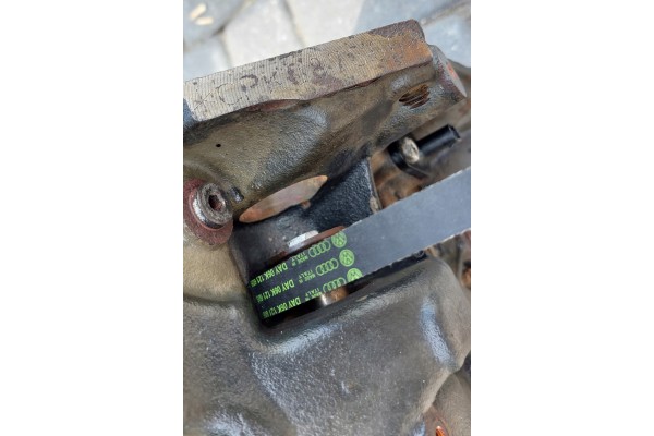 Engine VW Jetta 1 8 TFSI Quality of parts according to GVO O original with manufacturer s logo OE