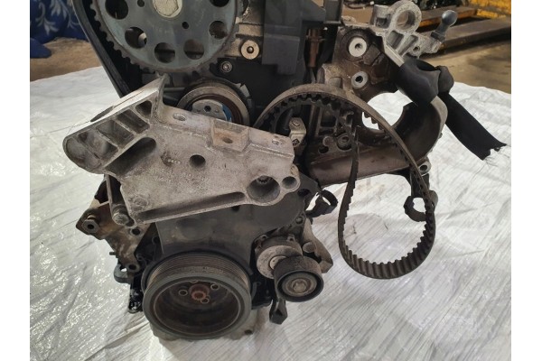 SHARAN TIGUAN AUDI Q3 A3 8V 2015r 2 0 TDI CUV ENGINE COMPLETE BLOCK POST Version European