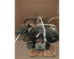 ENGINE 2 5TD D4BA COMPLETE MITSUBISHI L200 PAJERO COMPLETE BUT STANDING OAK