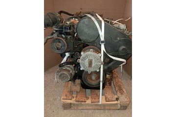 ENGINE 2 5TD D4BA COMPLETE MITSUBISHI L200 PAJERO COMPLETE BUT STANDING OAK Packaging status open