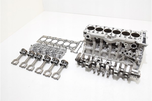 BMW G60 G61 F70 F05 XM G09 B58B30S BLOCK DOWN PISTONS CRANKSHAFT ENGINE B58X