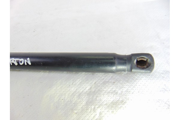 81780-3W000 AMORTIGUADORES MALETERO / PORTON KIA SPORTAGE (SL) Concept 4x2 2010 81780-3W000 200473 KIA - 2