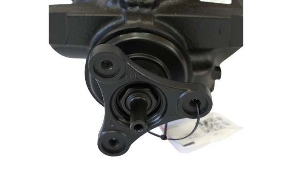 BMW E87 N52 E84 N47 Rear Differential Bridge Rear 3 46 Ratio 7566181 Installation side rear