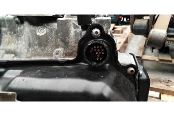 VW TOURAN 5T 2 0 TDI GEARBOX DSG SYV Engine type diesel