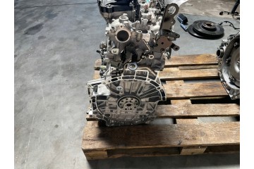VOLVO XC60 II LIFT B5 Engine B420T11 Car type passenger cars