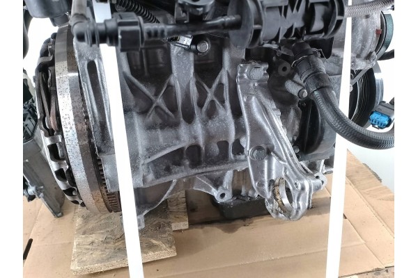 ENGINE PEUGEOT 208 HN05 10XVAW 1 2 THP PURETECH Engine type gasoline powered