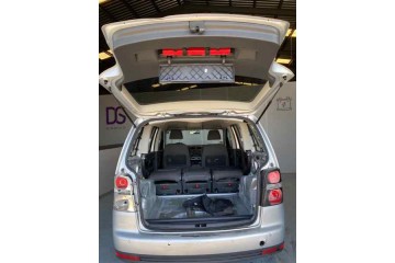 VOLKSWAGEN TOURAN (1T2) Highline