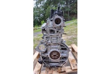 TOYOTA AURIS II LIFT ENGINE 1 4 D4D Engine type diesel