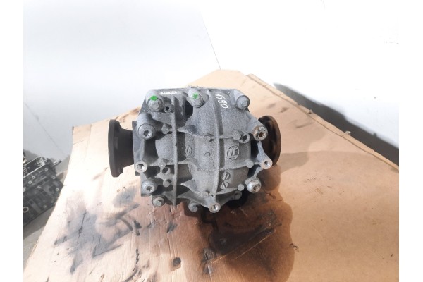 2015 Bentley Flying Spur Rear Differential 4460310024 Catalog number of the part 4460310024
