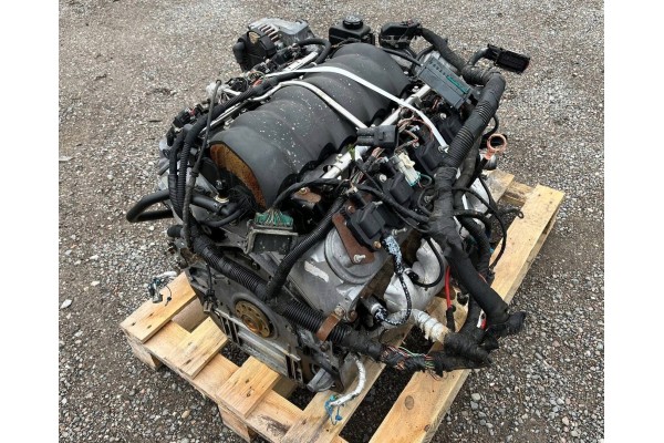 Motor completo LS2 6.0 V8 para swap Chevrolet Corvette C6