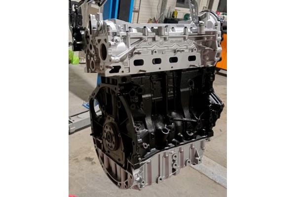 Diesel engine M9R 710 V7 NISSAN NV300 X82ER 2 0 dCi 170HP 125kW Car type 4x4 SUV buses undefined cargo vans RVs passenger cars