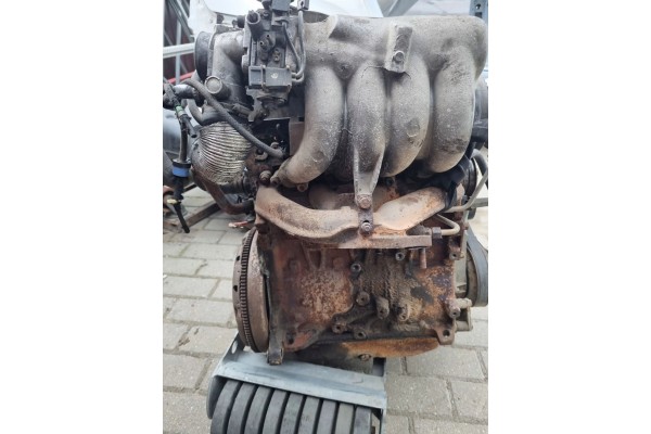 Volkswagen PASSAT B3 1990 Complete engines Car type passenger cars