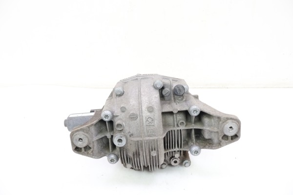 JEEP GRAND CHEROKEE WK2 3 0 CRD BRIDGE DYFER REAR 68184737AB Engine type diesel