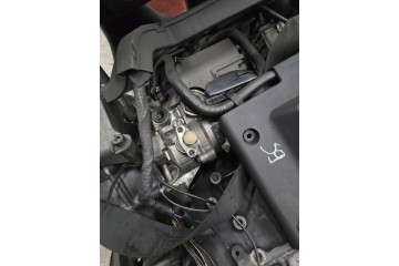 Motor Mercedes 2.2 W203 con bomba de inyección