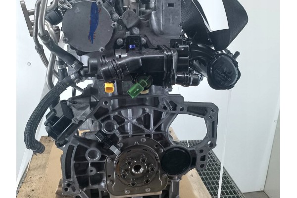 ENGINE PEUGEOT 208 HN05 10XVAX 1 2 THP Catalog number of the part HN05 10XVAX
