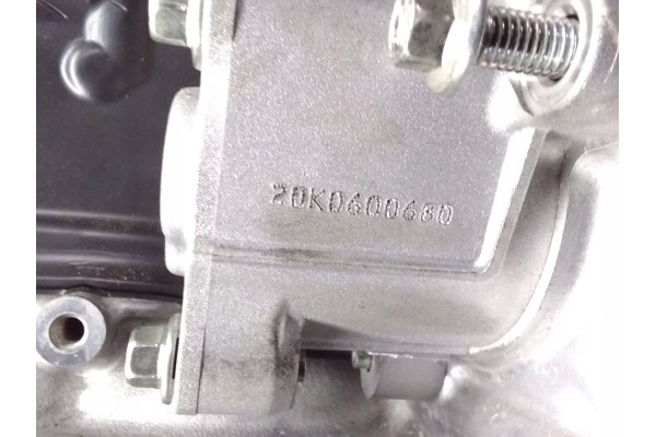 Motor Mazda CX-30 2021