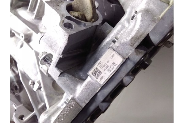 Motor Mazda CX-30 2021