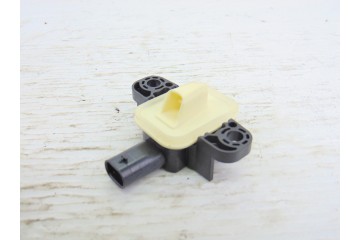 A1668210351 SENSOR MERCEDES-BENZ CLASE CLA (BM 117) CLA 220 CDI 4Matic (117.305) 2015 A1668210351 193513 MERCEDES-BENZ - 2