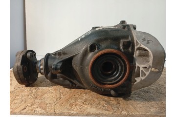 BMW F30 F34 F32 OE Differential Rear Bridge 7603759 2 81 18450