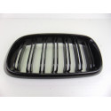  REJILLA DELANTERA BMW SERIE 1 BERLINA (E81/E87) 116d 2009 194526 BMW - 1