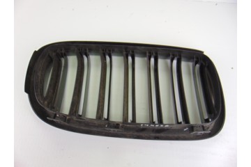  REJILLA DELANTERA BMW SERIE 1 BERLINA (E81/E87) 116d 2009 194526 BMW - 5