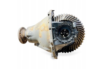 R440 13 0 C22 5 MERCEDES BENZ Differential drive axle Installation side front